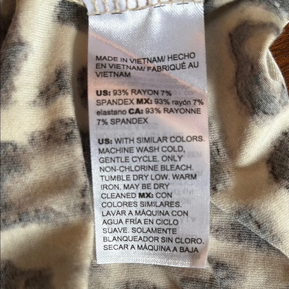 NWT  SOMA +Chico's Tan & Black Animal Print Cool Night Sleepshirt size L - Picture 5 of 5